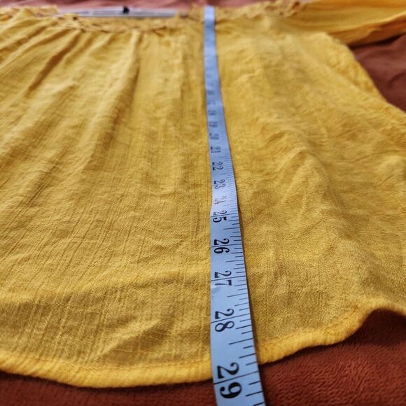 Hannah Blouse womens Size 2X Color Yellow Lightweight Top - Picture 7 of 10